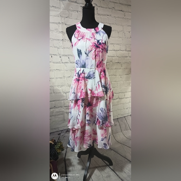 BotanicalPrint WovenChiffon Overlay Tiered Pebble Midi Dress Ivory - Picture 11 of 16